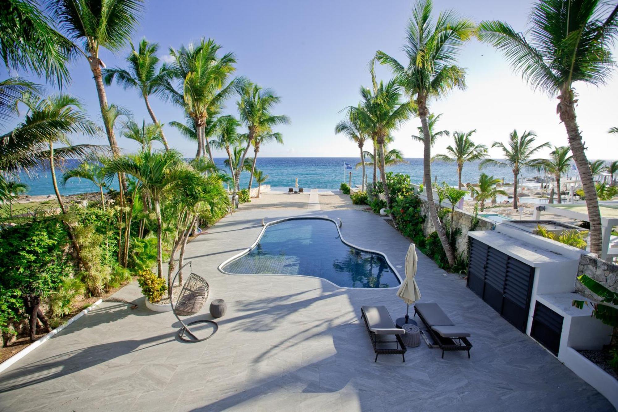 Tracadero Beach Club & Holidays Rentals Байяибе Экстерьер фото