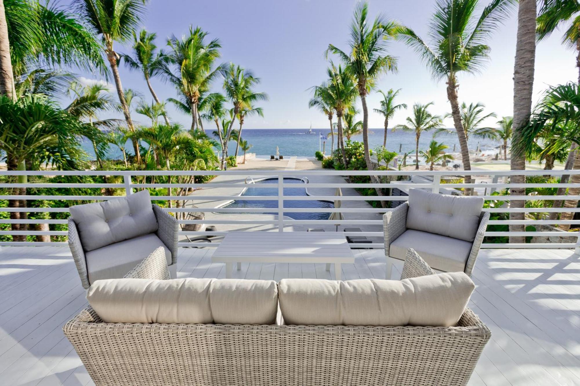 Tracadero Beach Club & Holidays Rentals Байяибе Экстерьер фото