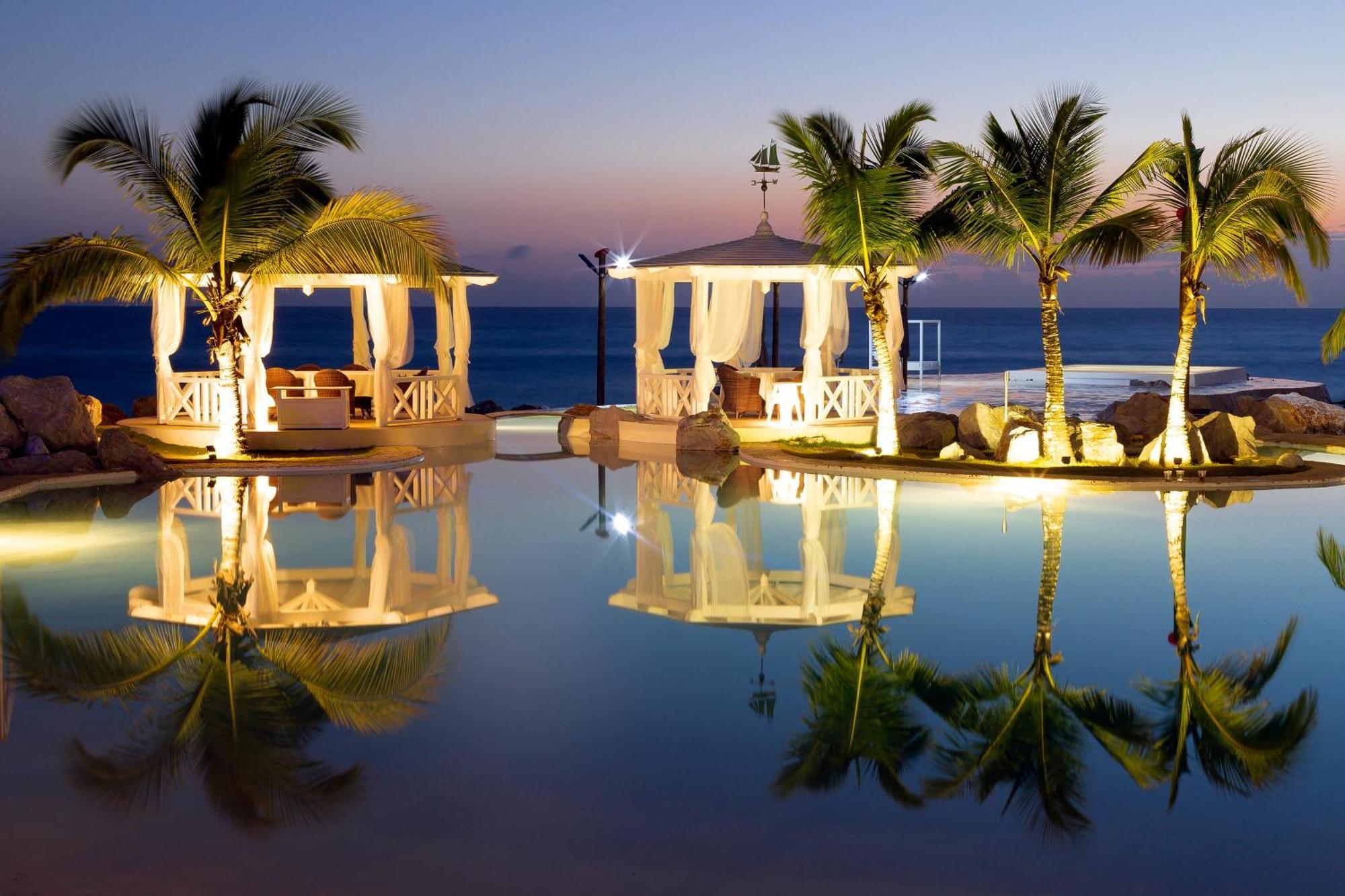 Tracadero Beach Club & Holidays Rentals Байяибе Экстерьер фото